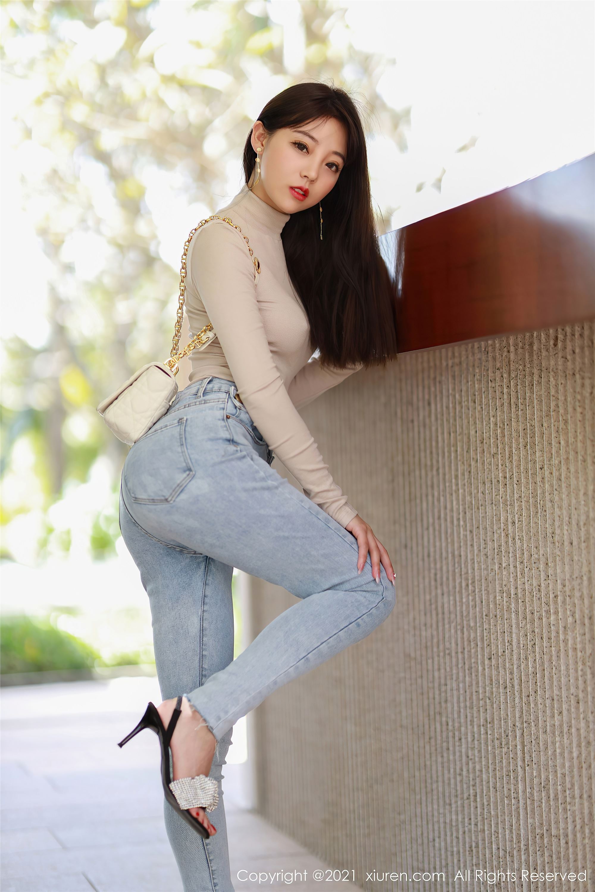 XiuRen秀人网  2021.04.30 No.3369 佘贝拉bella